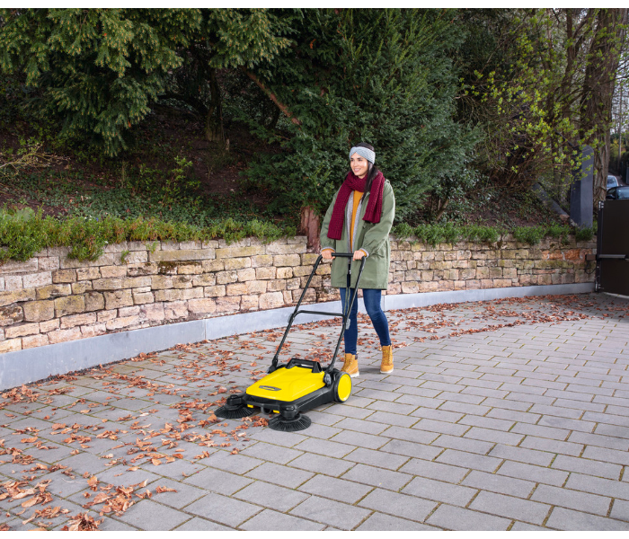 Karcher 17663600 S 4 Twin Push Sweeper - Yellow and Black - Zoom Image 2