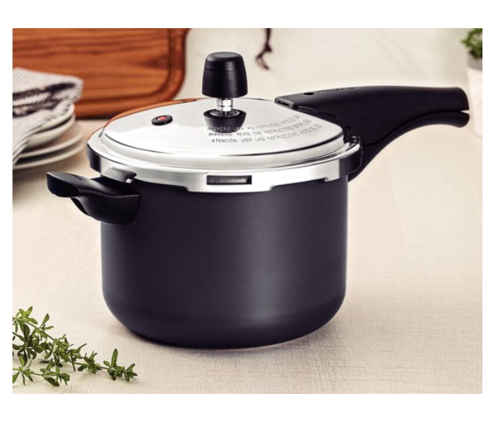 Tramontina 205826200 Graphite Nonstick Coating 20 Cm 4.5 Litre Aluminum Pressure Cooker - Black and Silver - Zoom Image