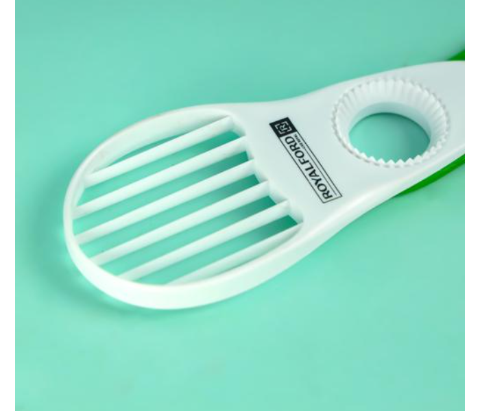 Royalford RF10517 5 In 1 Avocado Tool - White and Green - Zoom Image 3