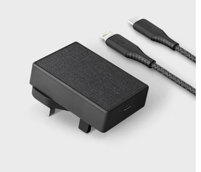 Uniq Votre Slim Kit Usb-C Pd 18 Watts Wall Charger With Usb- C To Lightning Cable Uk - Charcoal - Zoom Image