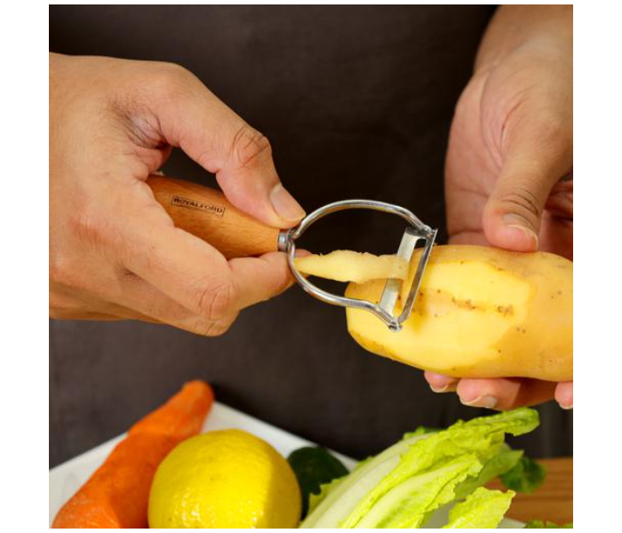 Royalford RF10666 Stainless Steel Vegetable Peeler - Silver and Brown - Zoom Image 4