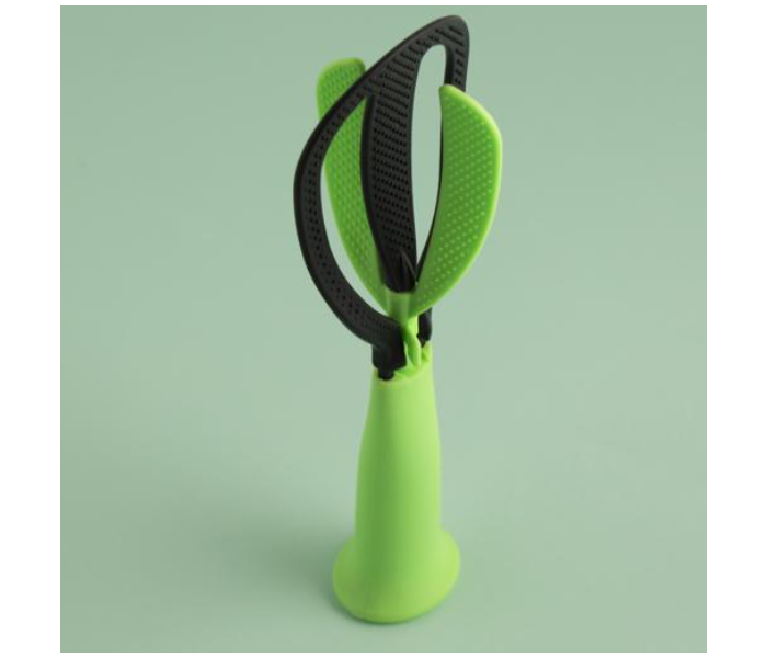 Royalford RF10519 Multifunctional High Quality Polymer Spoon - Green and Black - Zoom Image 3