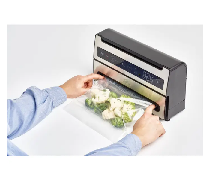 Solis VertiVac Plus Vacuum Sealer - Black and Silver - Zoom Image 4