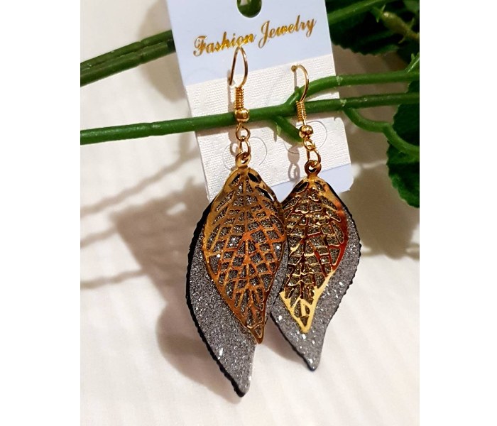 Strabella ER1007b Weightless Hanging Earrings For Women - Gold and Silver - Zoom Image