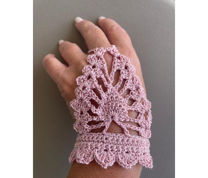 Crochet Handmade Fingerless Gloves - Sparkly Pink - Zoom Image 10