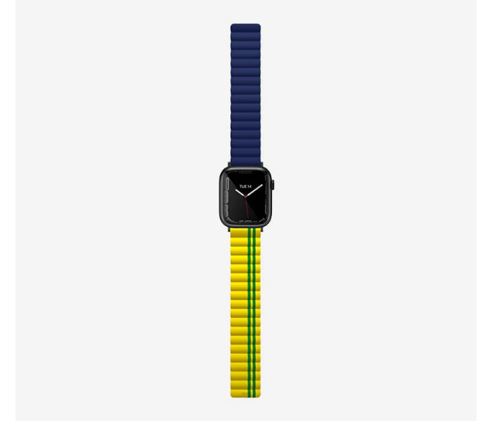 Uniq Revix Reversible Magnetic Brazil Flag Model 42mm Apple Watch Strap - Blue - Zoom Image 3