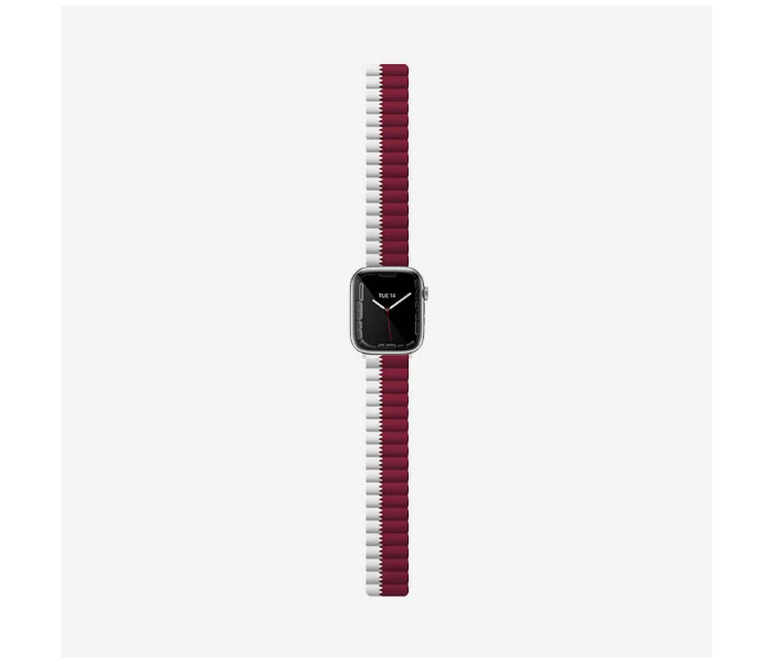 Uniq Revix Reversible Magnetic Qatar Flag Model 42mm Apple Watch Strap - Maroon - Zoom Image 2