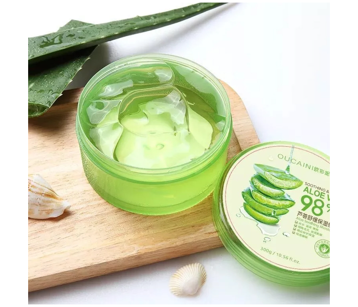 Soothing and Moisturing Aloe Vera Gel Face Wash - Zoom Image 1