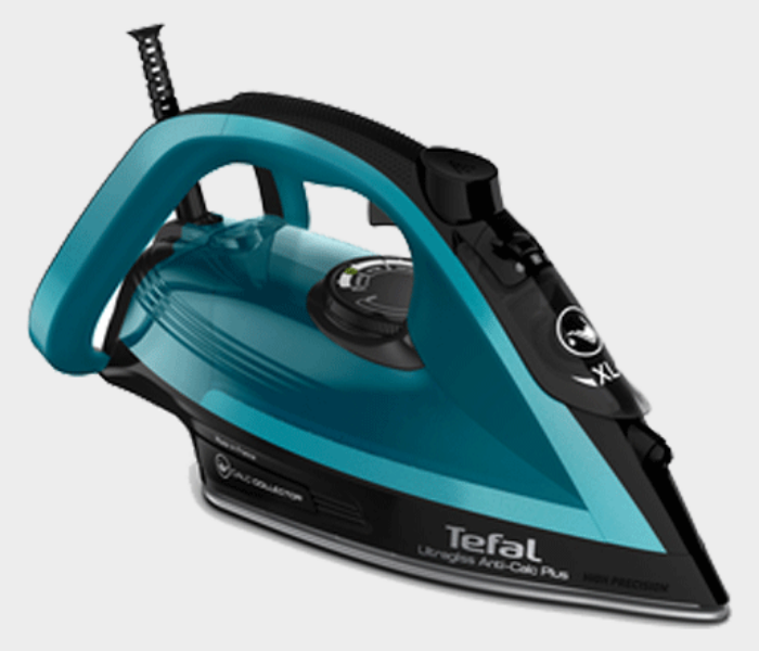 Tefal FV6832 2800w Powerful And Efficient Steam Iron Ultragliss Anticalc - Green Blue - Zoom Image 1