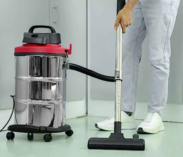 Olsenmark OMVC1846 Wet and Dry Vacuum Cleaner - 23L - Zoom Image 1