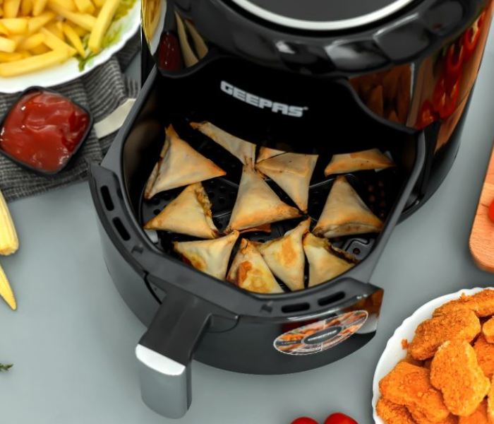 Geepas GAF37512 1500W Digital Air Fryer Black - Zoom Image 3