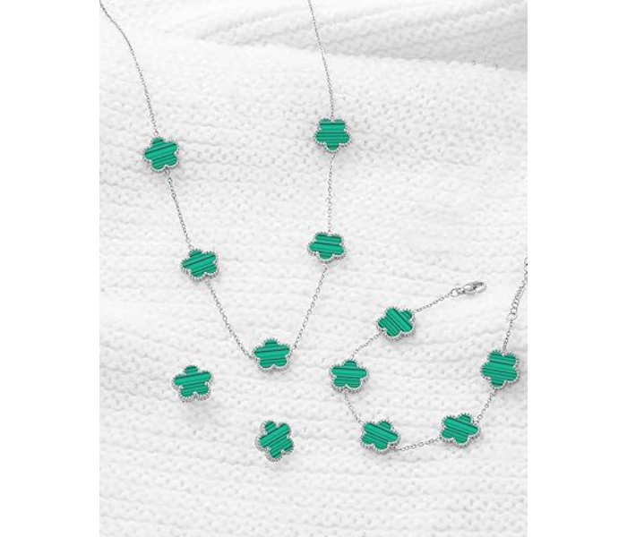Qinpan Four Leaf Clover Necklace Bracelet and Image