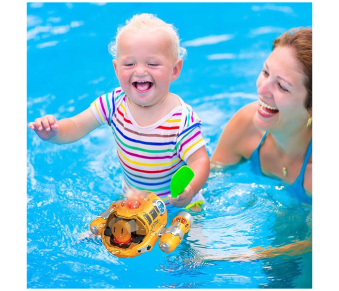 Remote Control Motorboat for Kids 2.4GHz RC Boat Waterproof Dual Propeller with Steam Light and 360° Rotation Summer Toy for Water Parties Gift for Kids in UAE