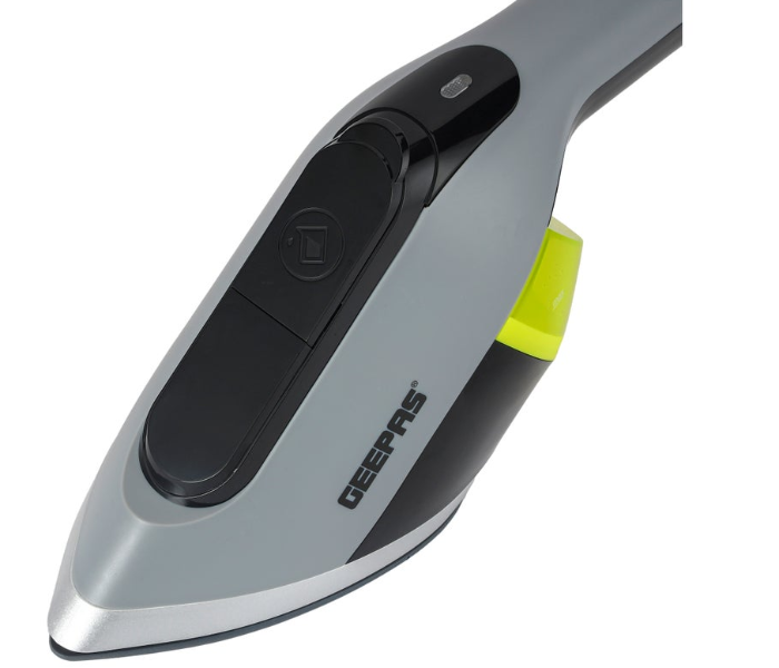 Geepas GGS25019 Handheld Garment Steamer – Portable Home Appliance for Quick & Easy Clothes Ironing in KSA