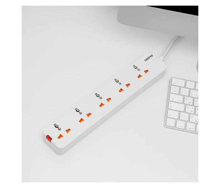 Geepas GES58013 5 Way Extension Socket White in UAE