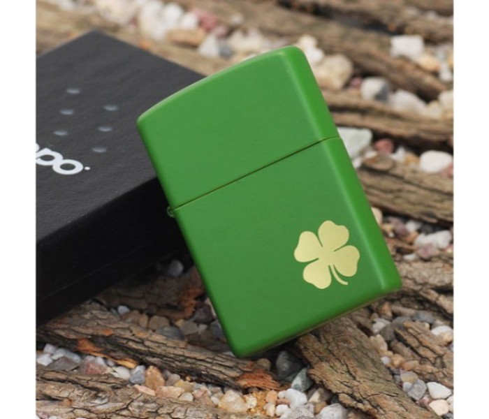 Zippo 21032 228 Shamrock Lighter Green - Zoom Image 1