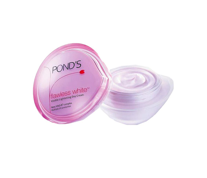 Pond'S N11294727A Flawless White Day Cream - 50G - Zoom Image 2