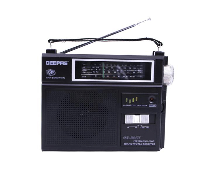 Geepas GR6827 4-Band Portable FM/AM Radio - Zoom Image 3