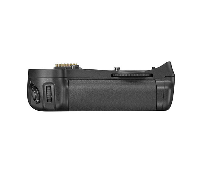 Nikon MB-D10 Multi-Power Battery Grip - Black - Zoom Image 3