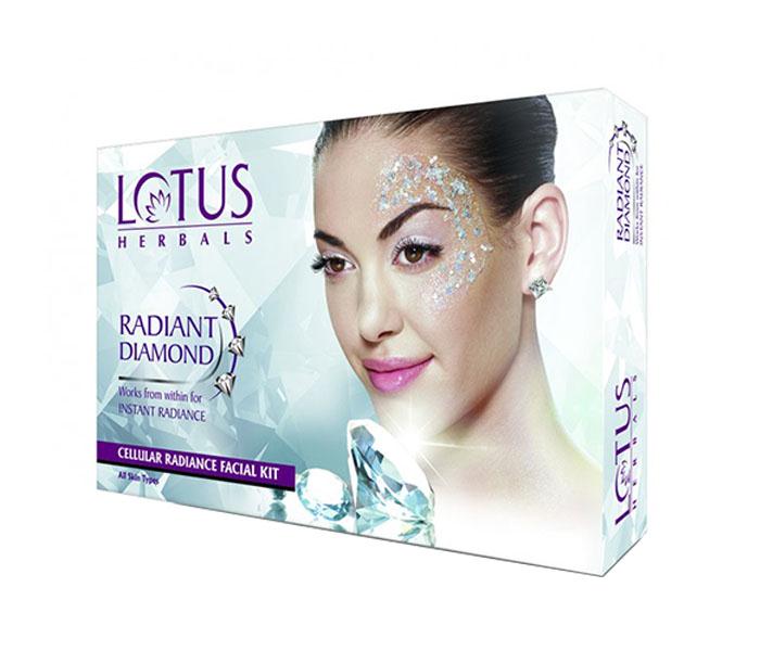 Lotus Herbals Radiant Diamond Cellular Radiance Facial Kit - Zoom Image