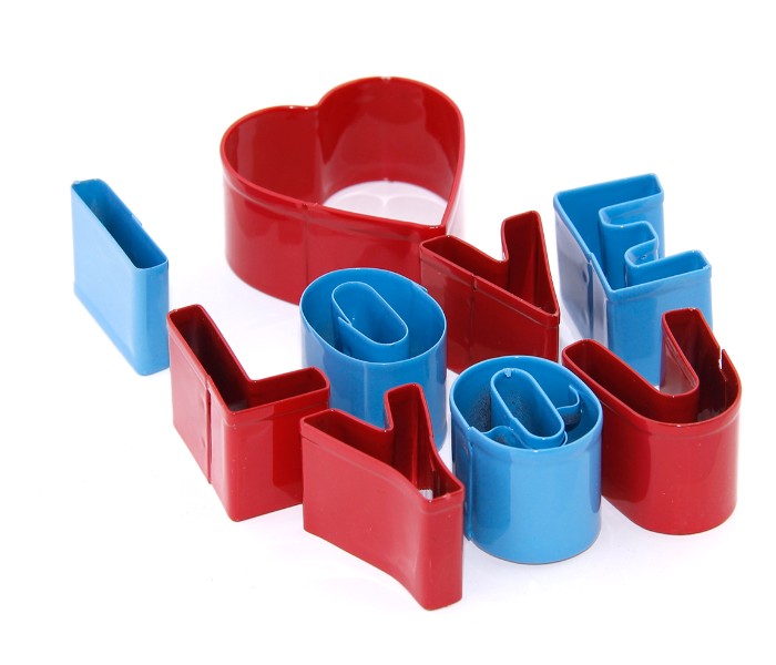 In-house 9 Pieces I Love U Cookie Cutter Set Blue and Red - Zoom Image 3