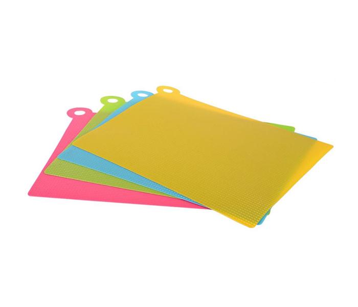 Royalford RF7306 Non Slip Cutting Mat - 4 Pieces - Zoom Image 3