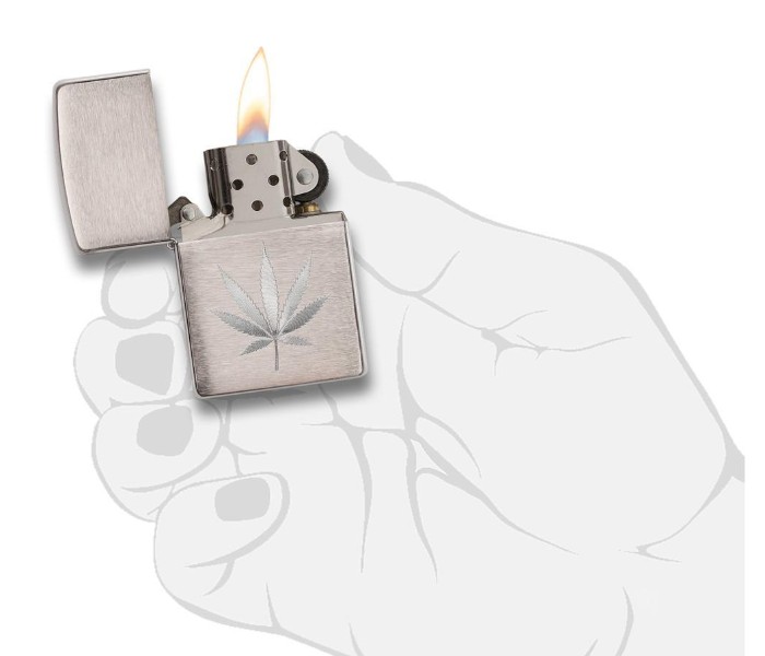 Zippo 29587 Leaf Engraved Lighter Silver - Zoom Image 2