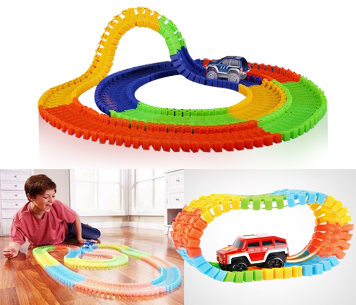 Magic Tracks Bend Flex Racetrack For Kids - Zoom Image 3