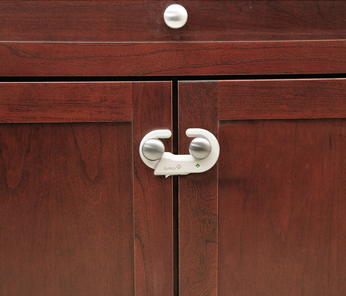 Safety 1st 39094760 Cabinet Lock - White - Zoom Image 1