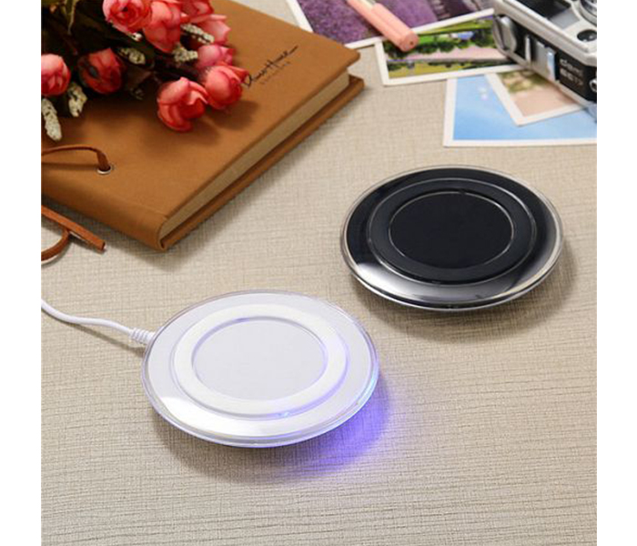 ZE Universal Multi-Color Wireless Charging Pad for All Qi Certified Smartphones - Zoom Image 2