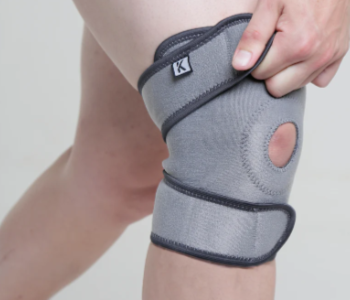 Kedley Pro Light Neoprene Knee Support for Men and Women - Zoom Image 2