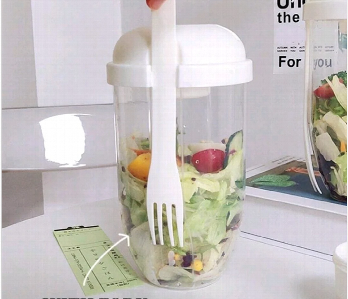 A cup for storing salad and chopped fruits - Zoom Image 1