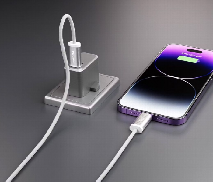 Porodo Woven 30W Lightning To Type C Cable 1.2M - Zoom Image 2