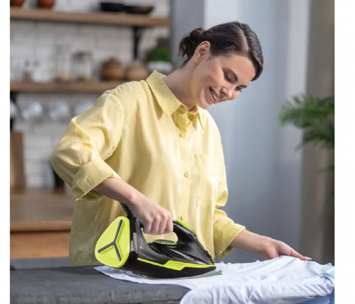 Green Lion Essential Care Steam Iron - Zoom Image 3