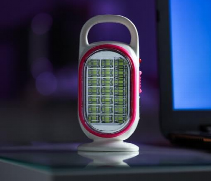 Geepas Ge53033 Led Emergency Lantern With Solar Panel Energy Efficient Design And 5 Hours Working - Zoom Image 1