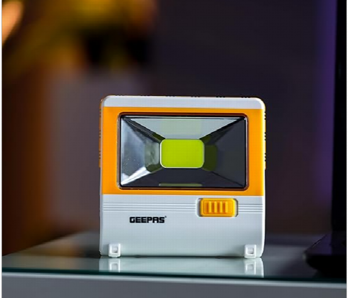 Geepas Ge53036 Portable Led Emergency Lantern With Solar Panel Light Weight Design With Stand And 4 Hours Working - Zoom Image 1