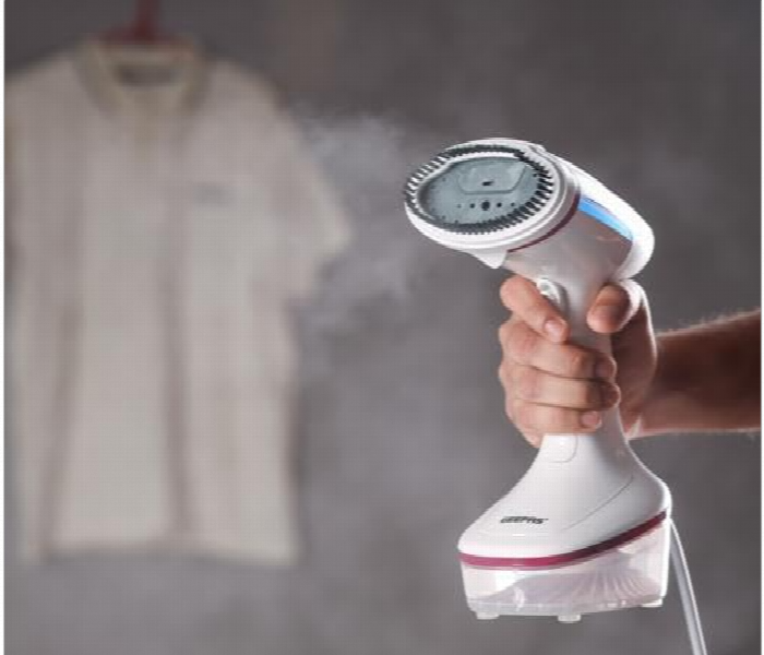 Geepas Ggs25021 1630W Handheld Garment Steamer Equipped With Ceramic Head And Detachable Water Tank - Zoom Image 1