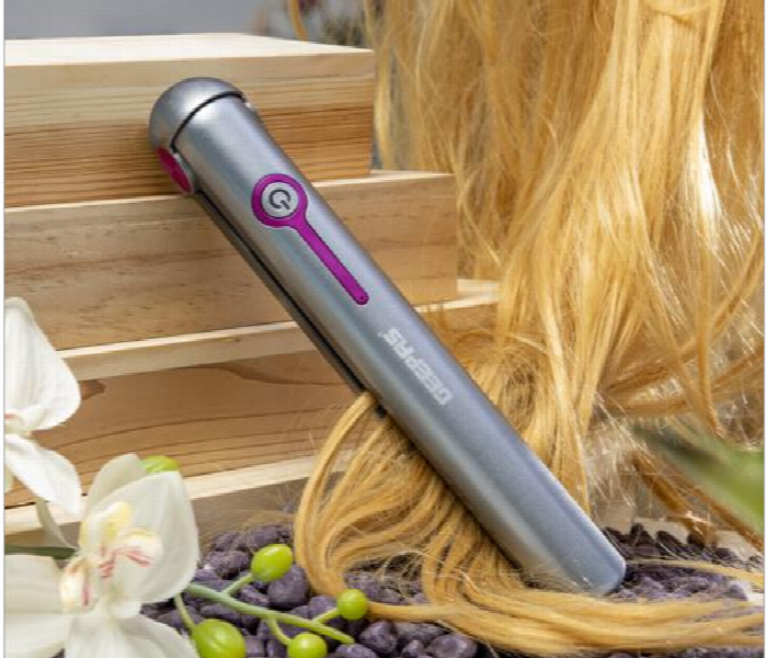 Geepas Ghs86057 Rechargeable Hair Straightener With Professional Ceramic Coated Plates - Zoom Image 3
