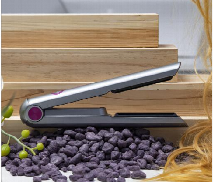 Geepas Ghs86057 Rechargeable Hair Straightener With Professional Ceramic Coated Plates - Zoom Image 5