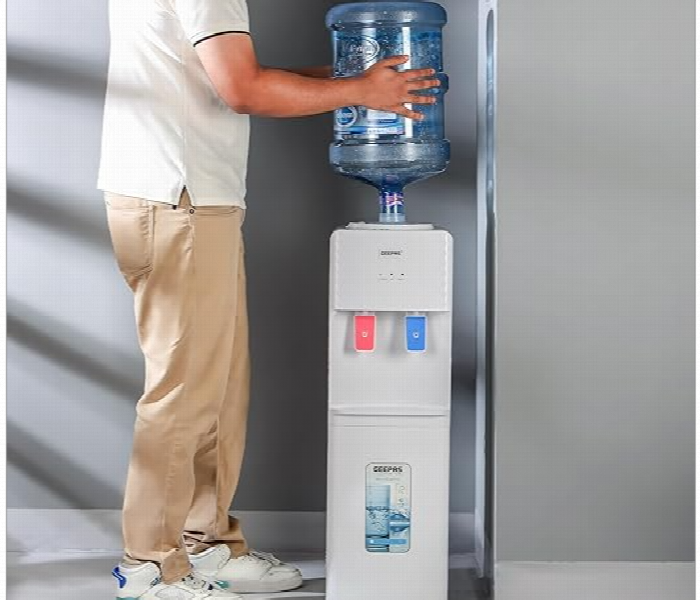 Geepas Gwd8326 Water Dispenser With Hot And Cold Function Compressor - Zoom Image 4