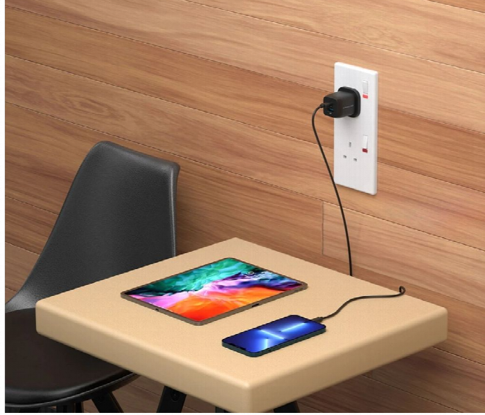 Powerology Ultra Quick 32W Gan Charger 20W Pd And Includes 1.2M Or 4Ft Usb C To Lightning Cable - Zoom Image 4