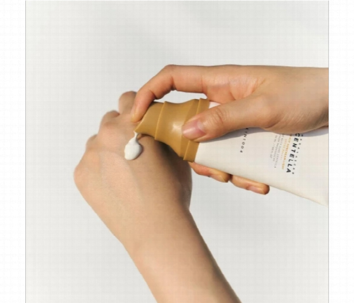 Skin1004 Madagascar Centella Air Fit Suncream Light  50Ml - Zoom Image 5