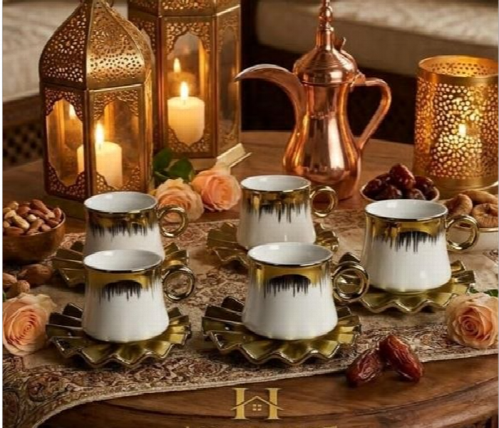 Decorative Cup Set With Unique Saucer - Zoom Image